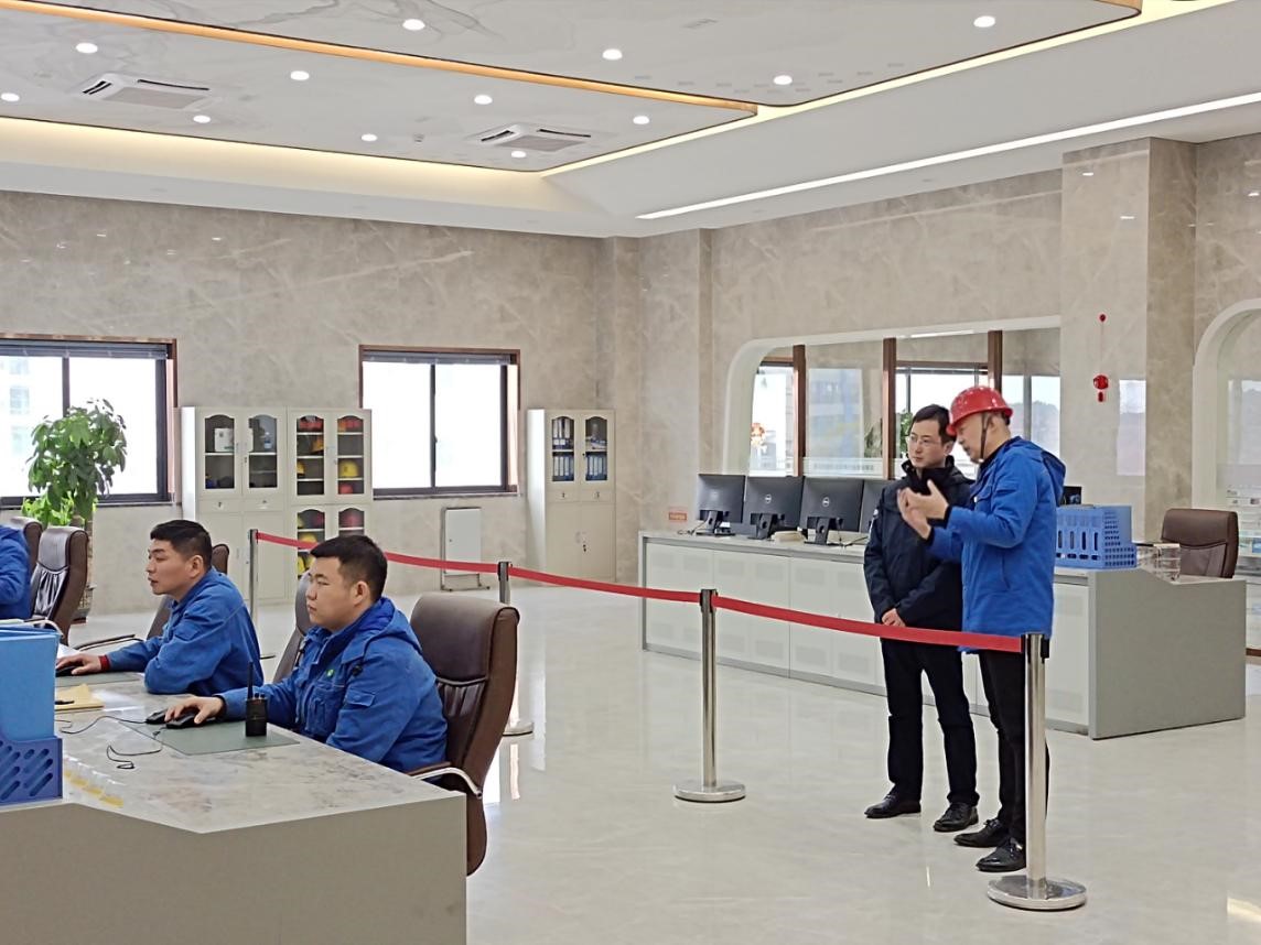 asiagame集团向导到下属项目公司开展新春慰问